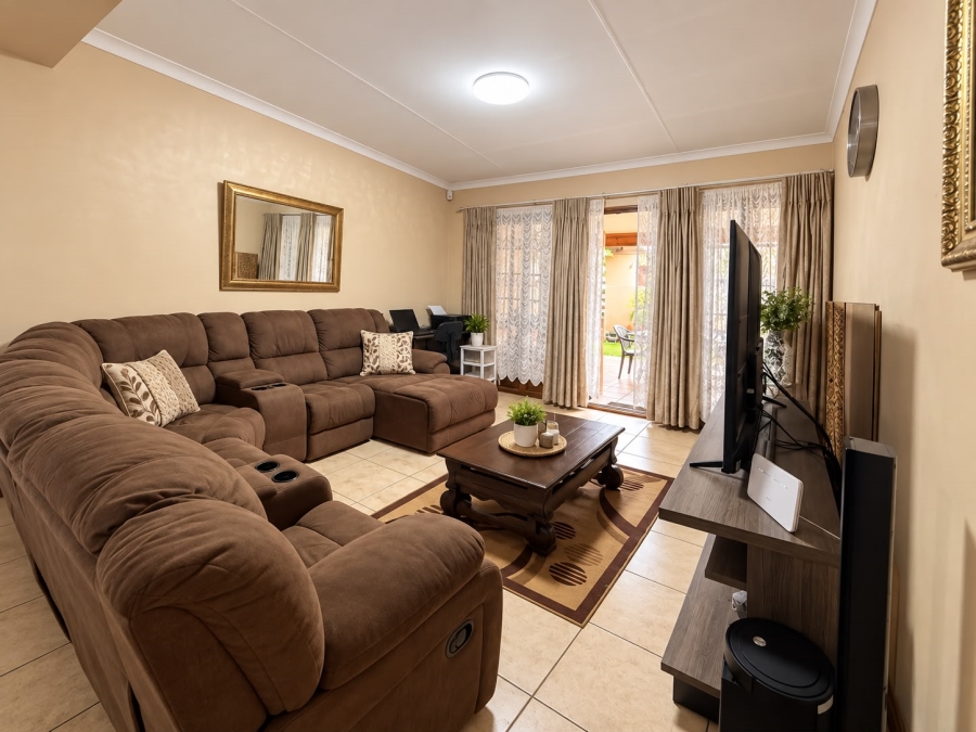 3 Bedroom Property for Sale in Waterval East North West